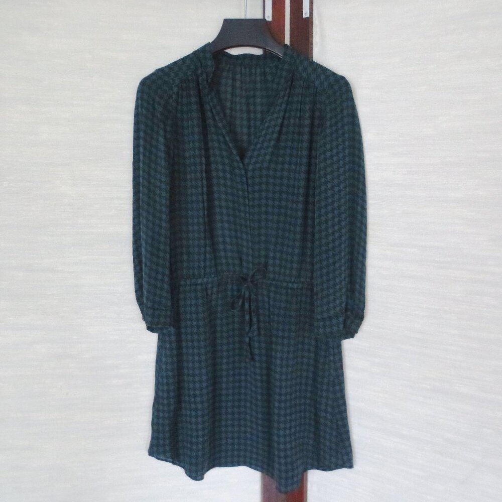 Aritzia Babaton Silk Green and Black Houndstooth Check Bennett Dress Size S